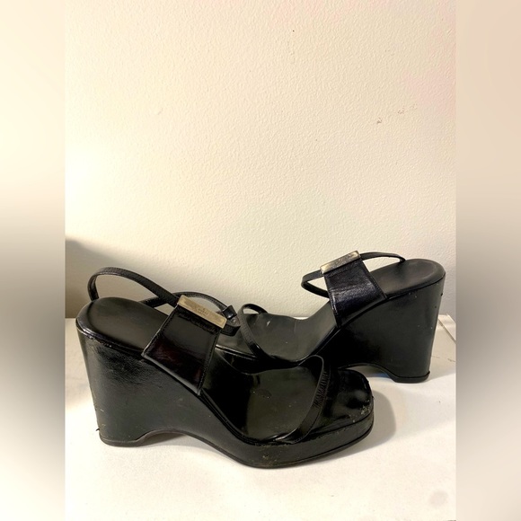 Authentic Gucci Platform Sandals - Picture 1 of 6